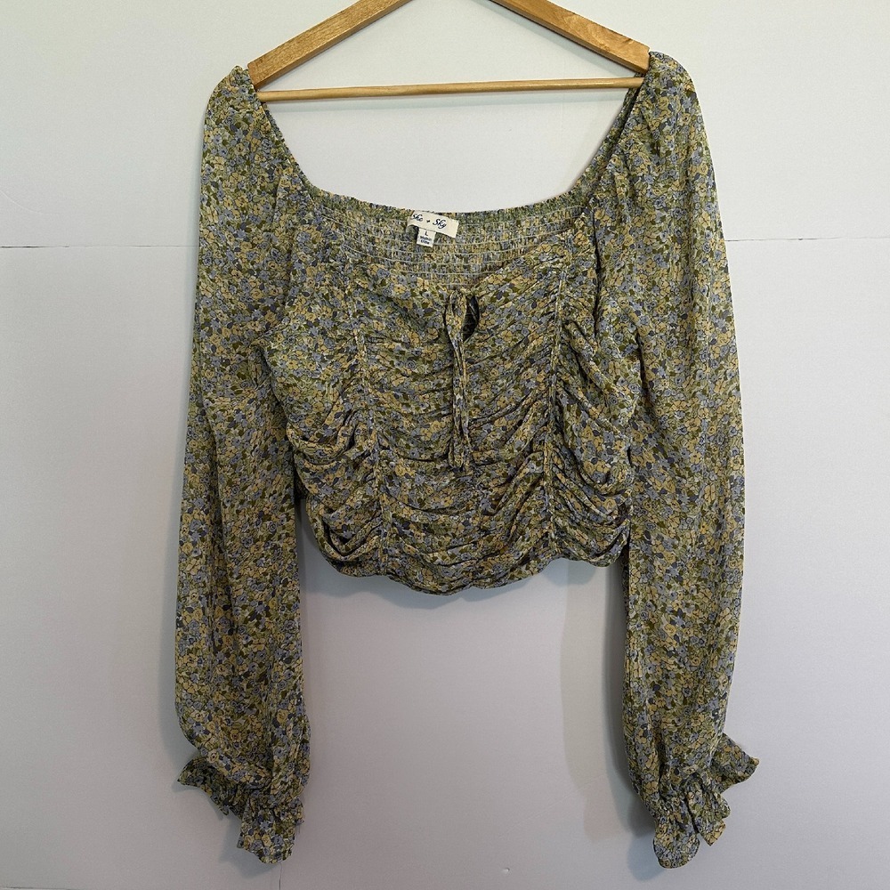 She + Sky Ruched Bodice Keyhole tie Long Sleeve‎ Top, Floral Sage Size Large